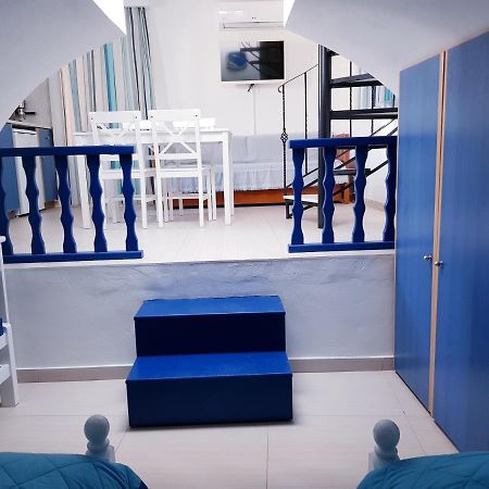 White & Blue Apartment Perivolos  Ngoại thất bức ảnh