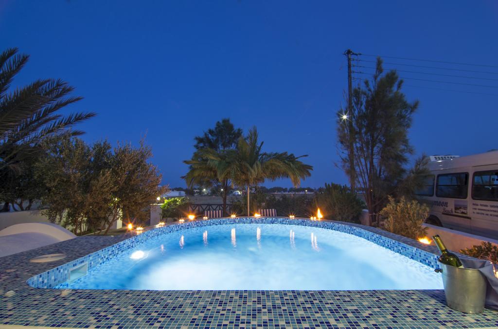 White & Blue Apartment Perivolos  Ngoại thất bức ảnh